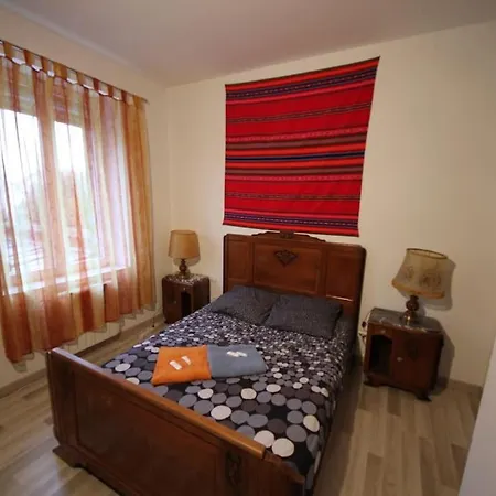 Apartment Charming And Sunny *